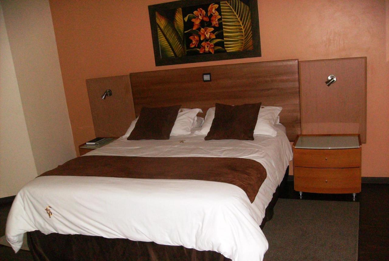 Europrime Boutique Hotel Boksburg Exteriör bild